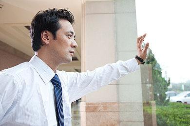 《Coffee Talk》开发商新作《轻语山 爆发》上线Steam